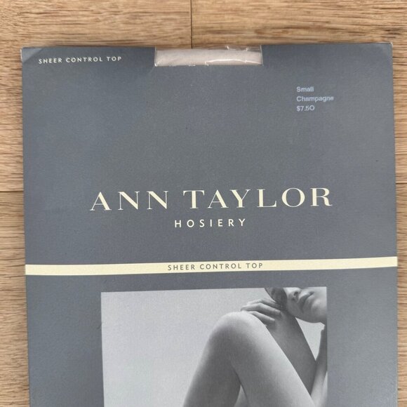 Ann Taylor Hosiery Pantyhose Size S Champagne Nude Sheer Control Top VTG OPEN - Picture 2 of 6